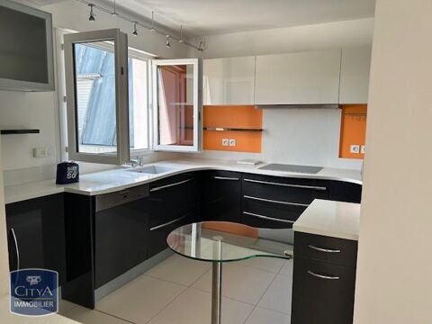  Appartement  louer 3 pices 117 m