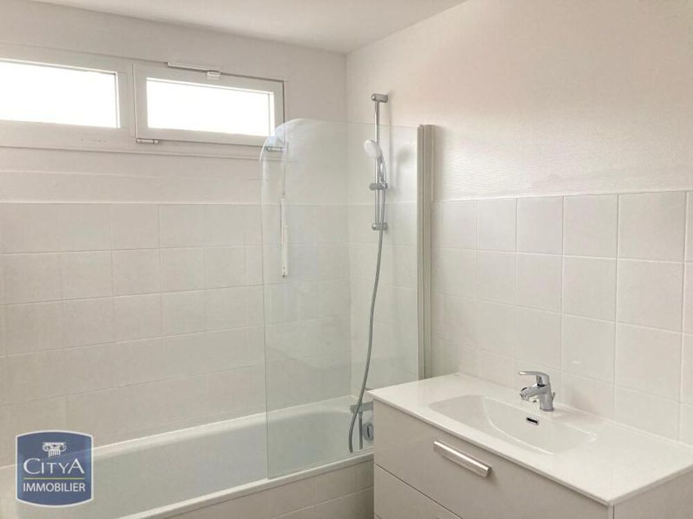 À LOUER : Appartement T4 situé à Lys Lez Lannoy. Ce bien....