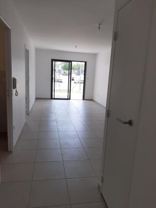  Appartement à louer 3 pièces 72 m²