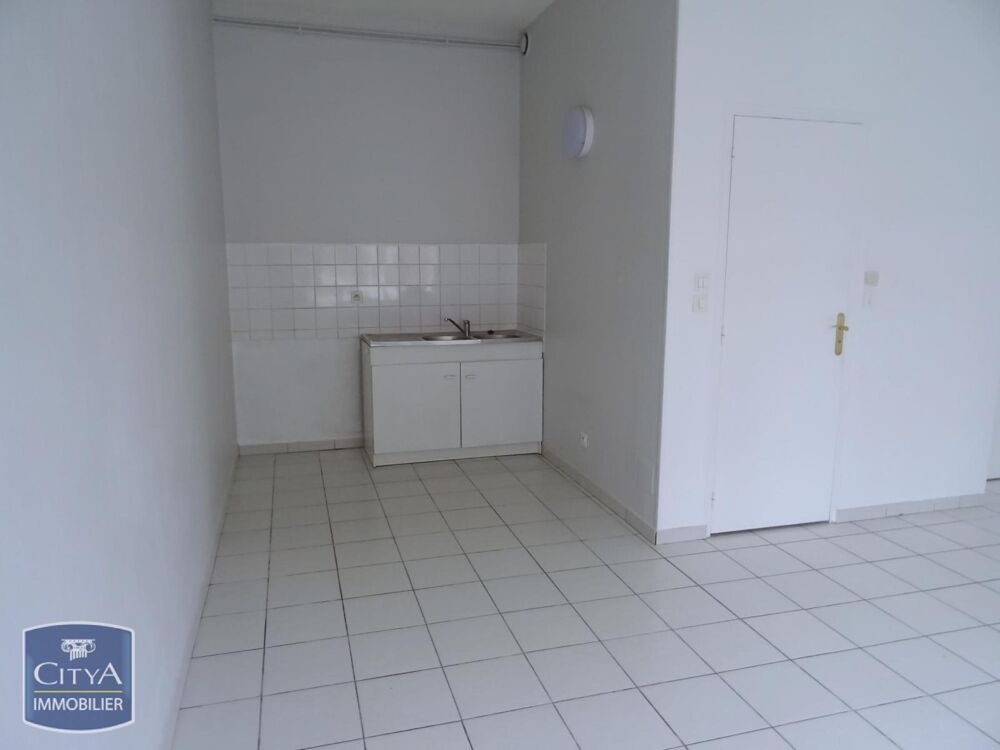 location Appartement - 2 pièce(s) - 50 m² Saint-Quentin (02100)