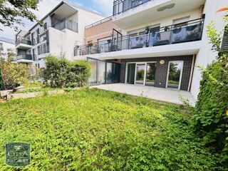  Appartement à louer 3 pièces 65 m²