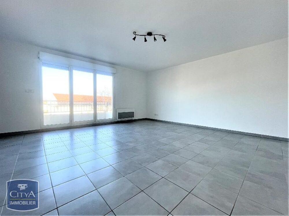 À LOUER : Appartement T2 à Châteaurenard, situé dans un ....