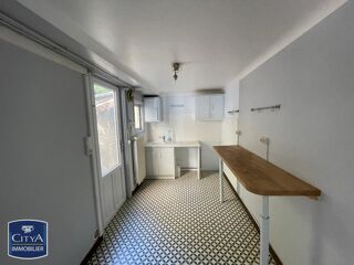  Maison à louer 5 pièces 160 m²