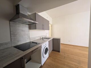  Appartement à louer 2 pièces 33 m²