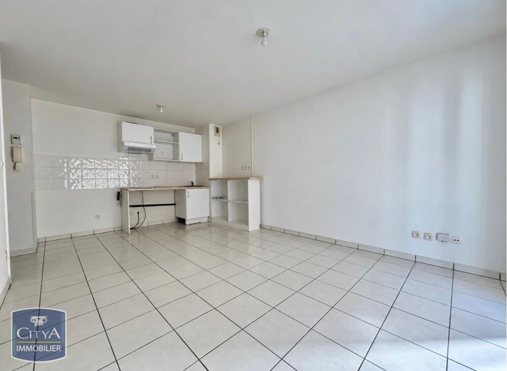 **À LOUER : Charmant Appartement T2 à Libourne !** Décou....