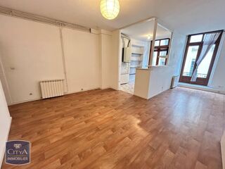  Appartement à louer 4 pièces 88 m²