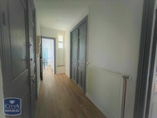  Appartement à louer 3 pièces 73 m²