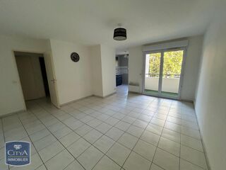  Appartement à louer 2 pièces 48 m²