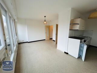  Appartement à louer 1 pièce 28 m²