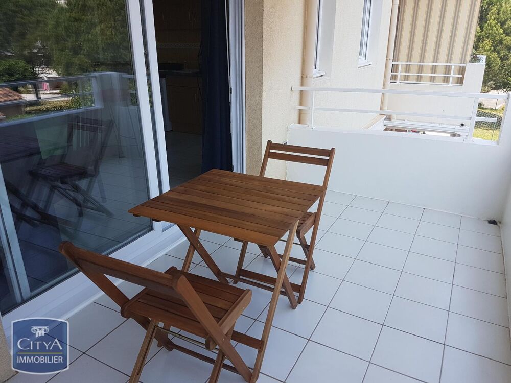 À LOUER : Appartement T2 à Fréjus, situé dans une réside....