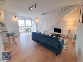  Appartement à louer 4 pièces 74 m²