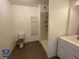  Appartement à louer 2 pièces 44 m²