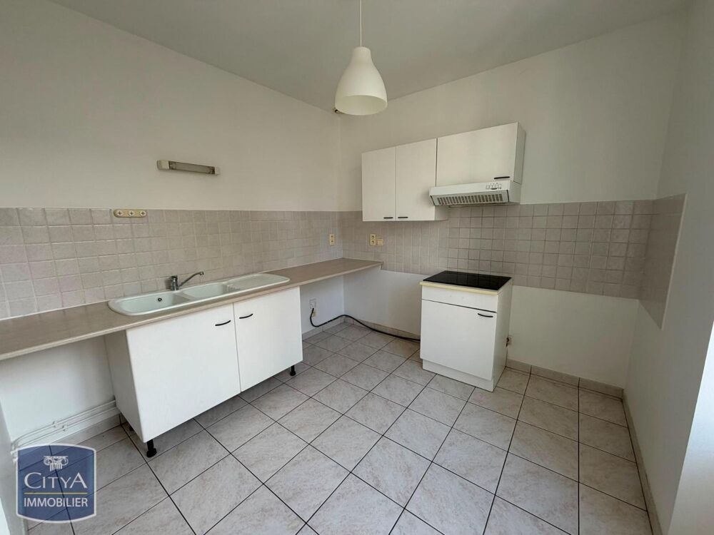 location Appartement - 2 pièce(s) - 57 m² Poitiers (86000)