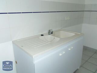  Appartement à louer 3 pièces 65 m²