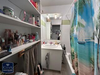  Appartement à louer 3 pièces 65 m²