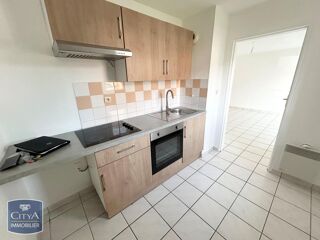  Appartement à louer 3 pièces 65 m²