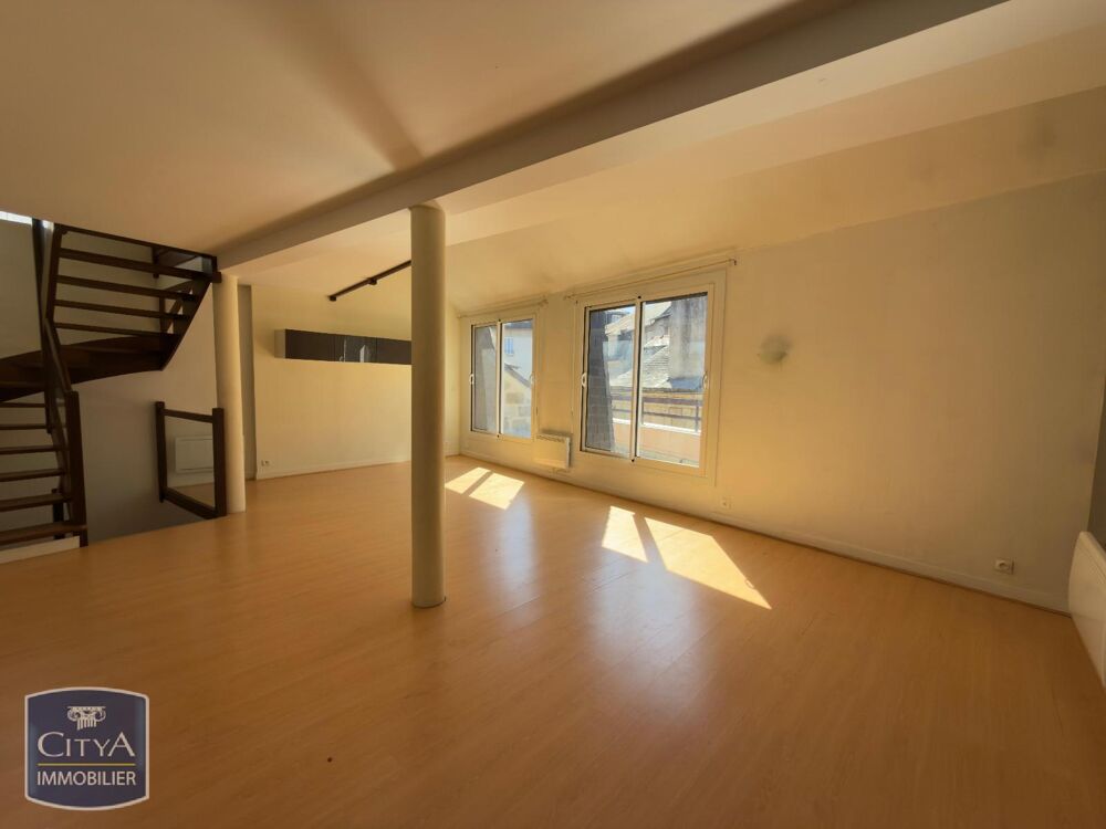 EXCLUSIVITÉ - APPARTEMENT 3 PIÈCES AVEC TERRASSE CENTRE ....