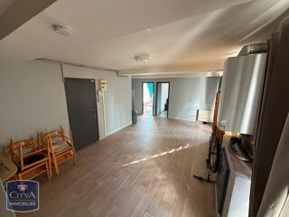  Appartement à louer 4 pièces 81 m²