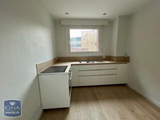location Appartement - 3 pièce(s) - 68 m² Lille (59000)