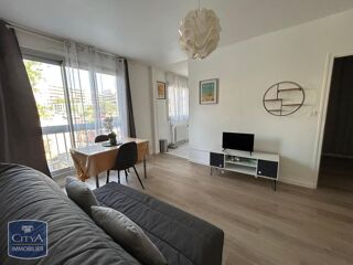  Appartement à louer 1 pièce 32 m²