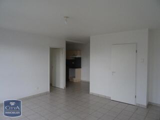  Appartement à louer 3 pièces 65 m²