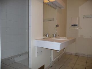  Appartement à louer 4 pièces 90 m²