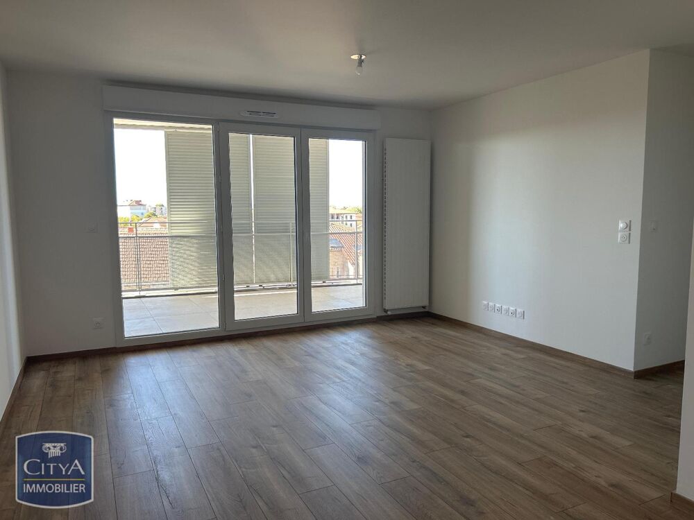 À LOUER : Appartement T2 situé à Bourg-en-Bresse, dans l....