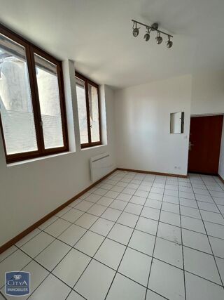  Appartement à louer 1 pièce 28 m²
