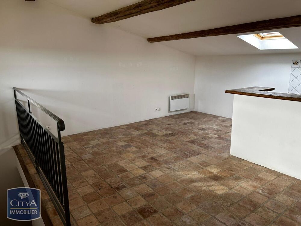 À LOUER : Charmant appartement rénové T2 situé dans le v....