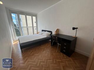  Appartement à louer 4 pièces 67 m²