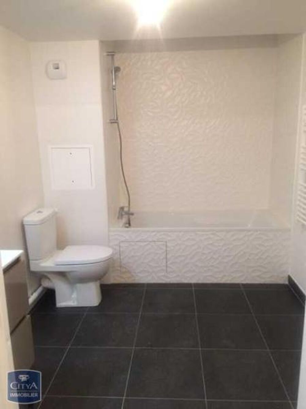location Appartement - 1 pièce(s) - 36 m² Bois-Colombes (92270)