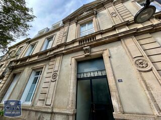  Appartement à louer 4 pièces 102 m²