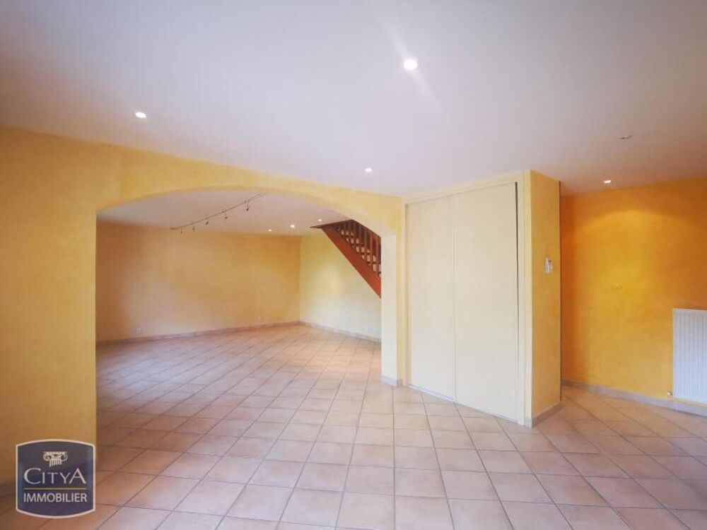 location Appartement - 3 pièce(s) - 80 m² Feigères (74160)