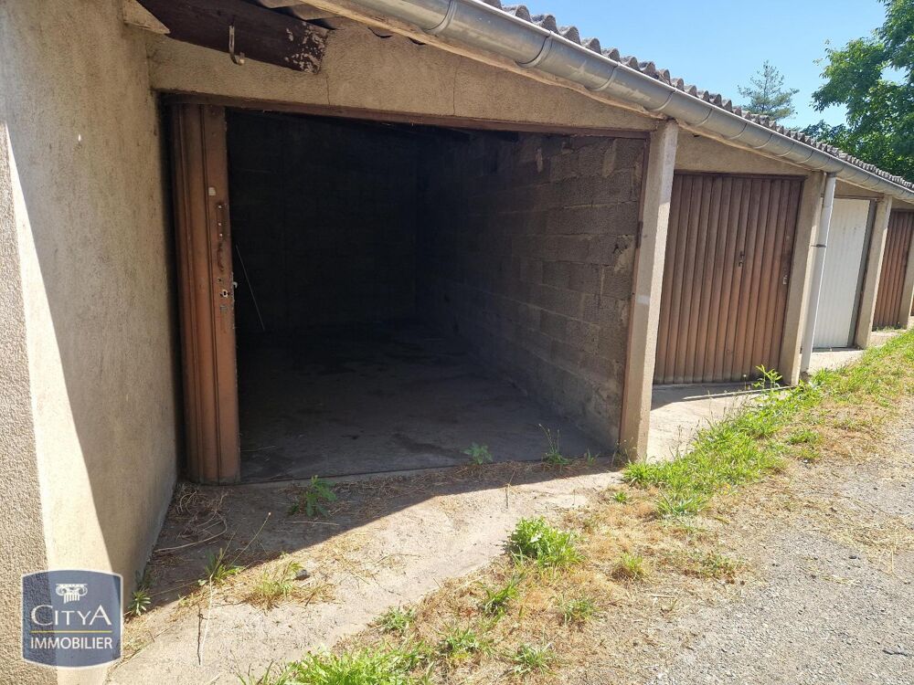 location Parking / Garage - 10 m² Fraisses (42490)