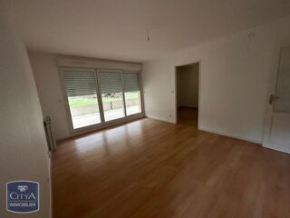  Appartement à louer 2 pièces 45 m²