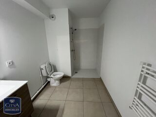  Appartement à louer 2 pièces 43 m²