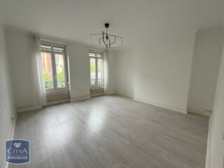  Appartement à louer 2 pièces 57 m²