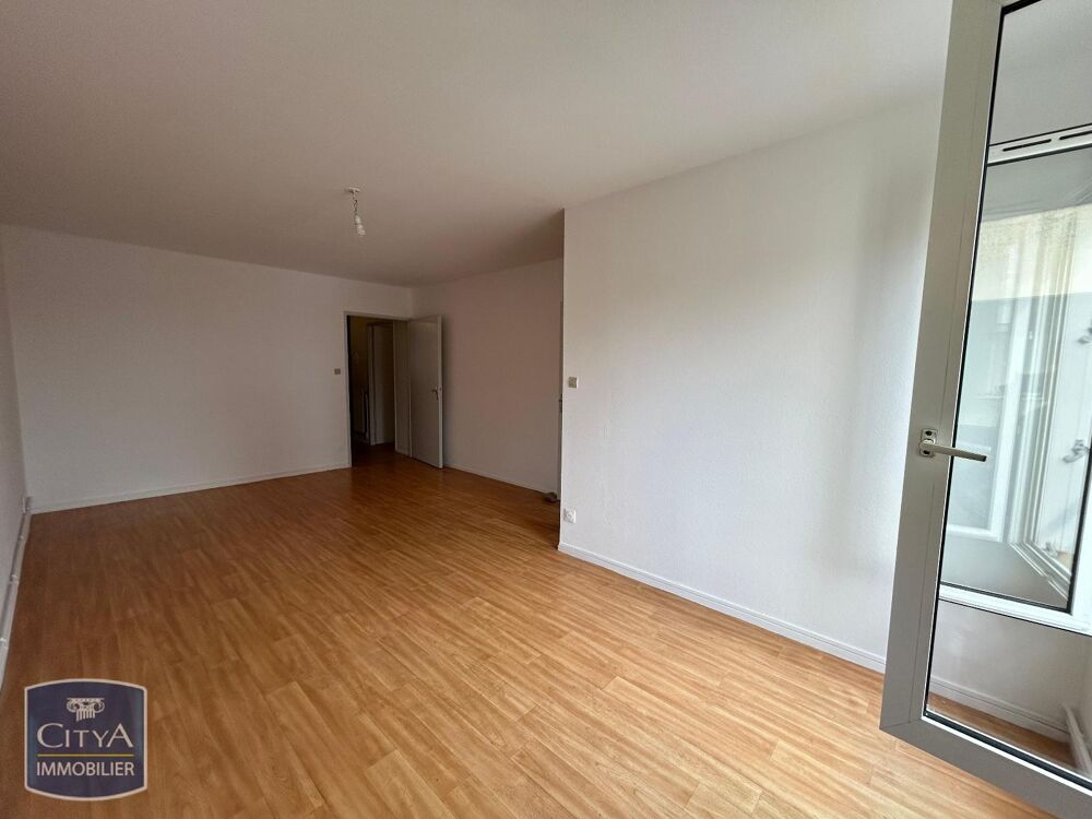 location Appartement - 3 pièce(s) - 73 m² Belfort (90000)