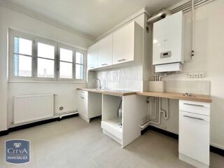  Appartement � louer 4 pi�ces 80 m� Lyon 09