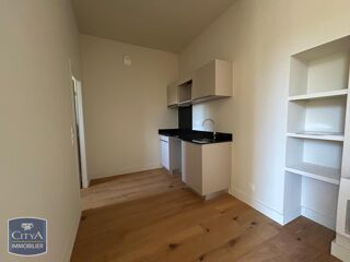  Appartement à louer 2 pièces 47 m²