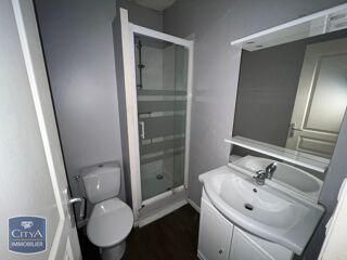  Appartement à louer 2 pièces 27 m²