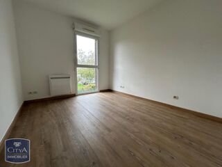 location Appartement - 3 pièce(s) - 64 m² Niort (79000)