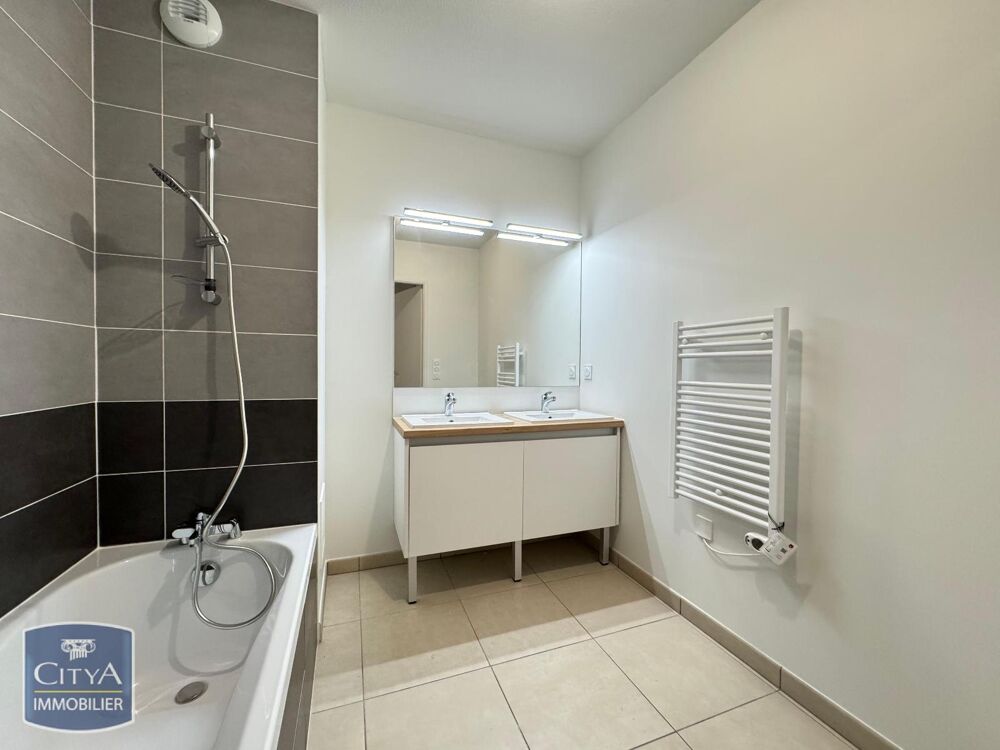 location Appartement - 3 pièce(s) - 62 m² Lons (64140)