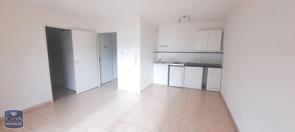location Appartement - 2 pièce(s) - 40 m² Saint-Jean-du-Falga (09100)