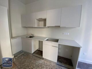  Appartement à louer 2 pièces 55 m²