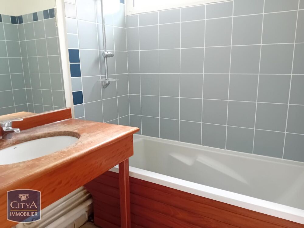 location Appartement - 3 pièce(s) - 80 m² Le Tampon (97430)