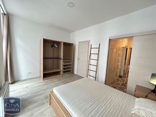  Appartement à louer 3 pièces 61 m²