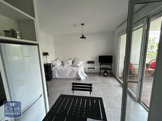 Appartement à louer 1 pièce 27 m²