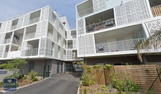  Parking / Garage à louer 10 m²
