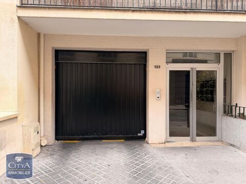  Parking / Garage  louer 